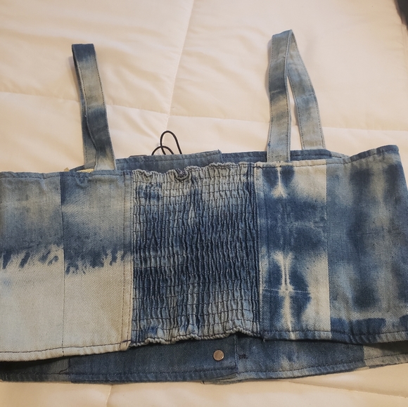 Levi crop top - Picture 2 of 4